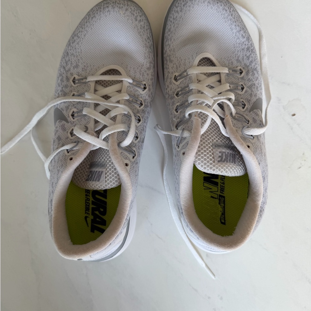 Nike White and Gray RunNatural Running Shoes - Picture 5 of 6